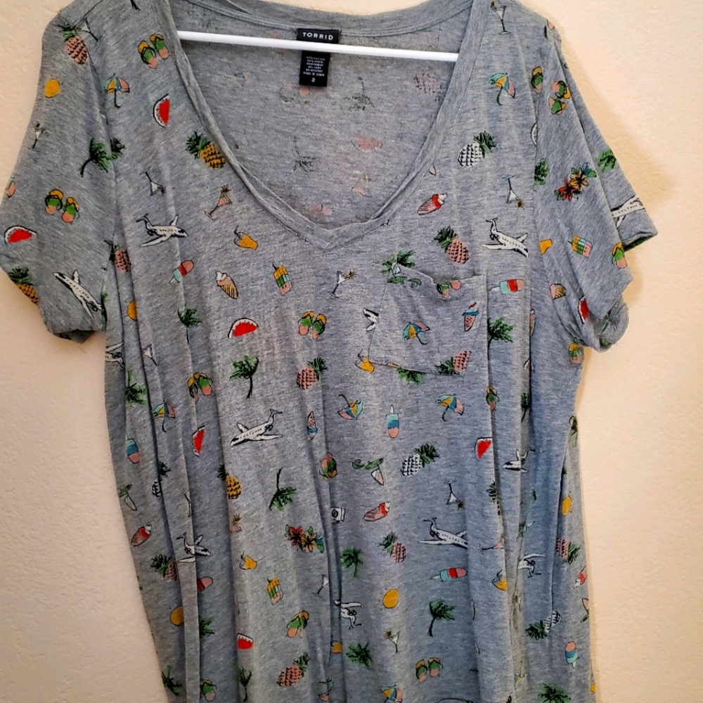 2x xxl torrid vacation print tshirt